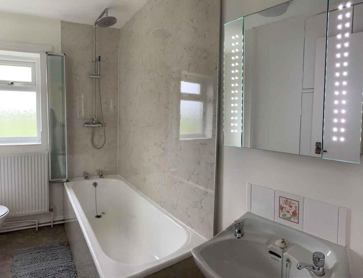 Glastonbury Glamping Wells Esterno foto